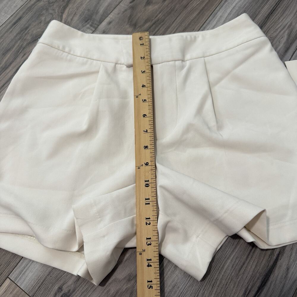 A New Day Women’s Shorts 6 White/ Ivory Stretch High Rise Dress Shorts NWT - Picture 8 of 8